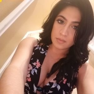 Meet your Posher, Angelica